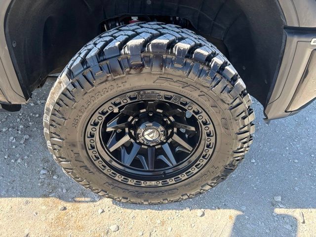 Used 2025 GMC Sierra 2500 AT4 w/ AT4 Premium Plus Package AWD/4WD image 31