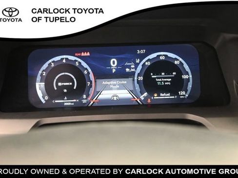 Used 2025 Toyota Tacoma TRD Sport AWD/4WD image 18