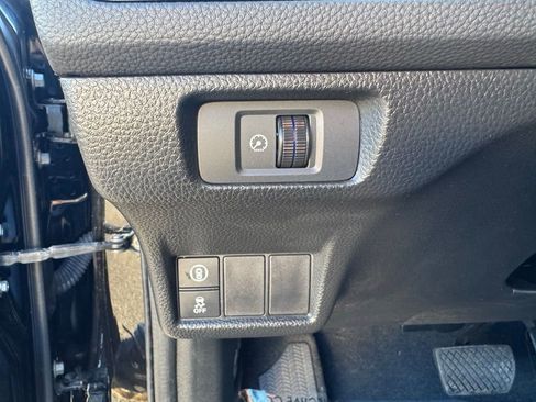 Used 2022 Honda Civic LX image 25