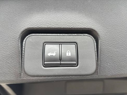 Certified 2023 Nissan Rogue SL w/ SL Premium Package AWD/4WD image 8