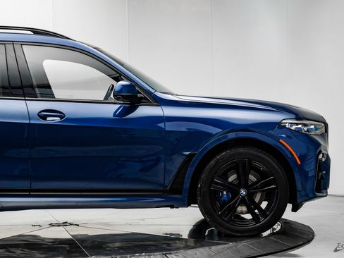 Used 2022 BMW X7 M50i w/ Dynamic Handling Package AWD/4WD image 20
