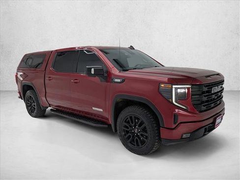 Used 2022 GMC Sierra 1500 Elevation w/ Elevation Premium Package image 3
