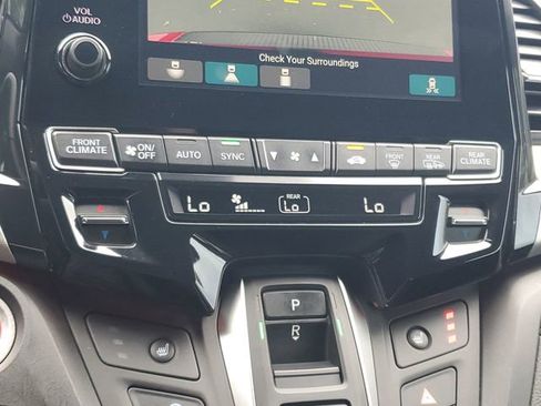 Used 2023 Honda Odyssey Sport image 19