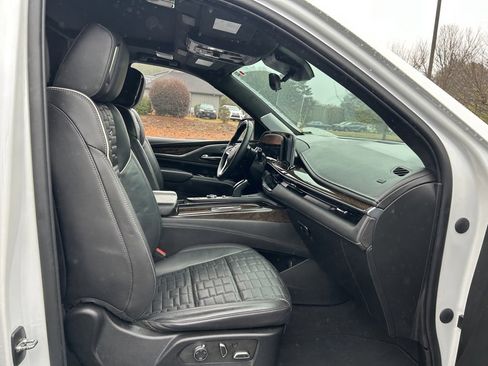 Used 2023 Cadillac Escalade ESV Sport Platinum w/ Heavy-Duty Trailer Package image 55