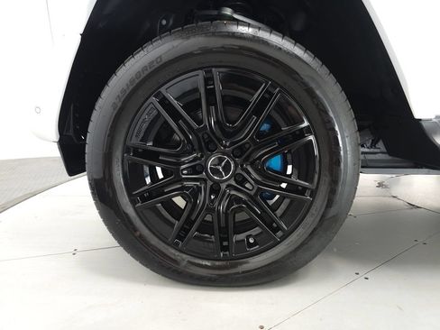 Certified 2025 Mercedes-Benz G 580 w/ EQ Technology image 36