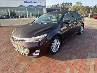 Used 2014 Toyota Avalon XLE video 1