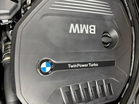 Used 2017 BMW 340i xDrive Sedan AWD/4WD image 24