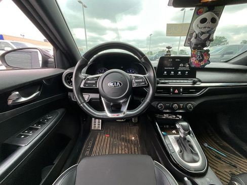 Used 2021 Kia Forte GT-Line FWD image 8