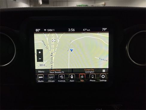 Used 2022 Jeep Gladiator Overland w/ Popular Equipment Package image 23