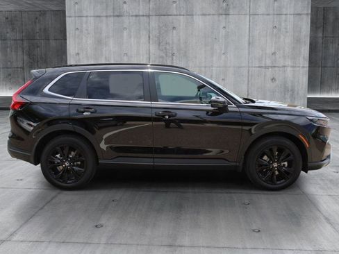 Used 2025 Honda CR-V Sport Touring image 6