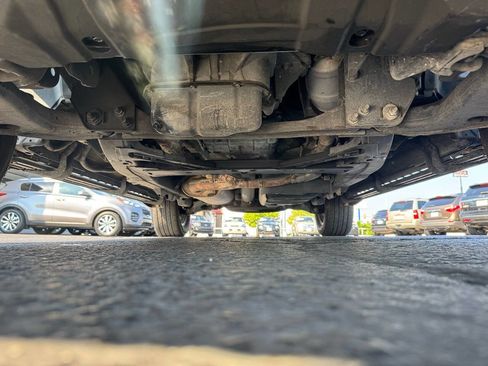 Used 2017 Nissan Armada Platinum image 13