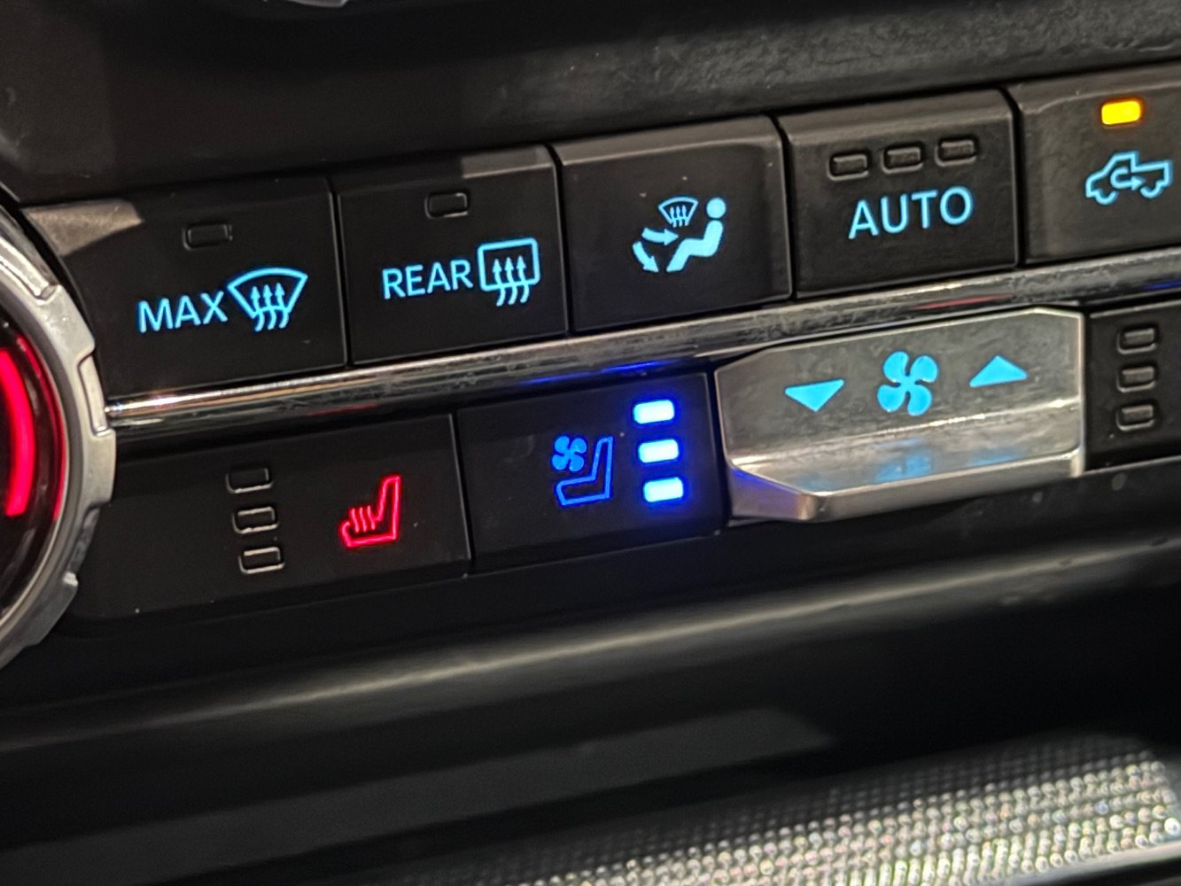 Used 2023 Ford F150 Lariat RWD image 32