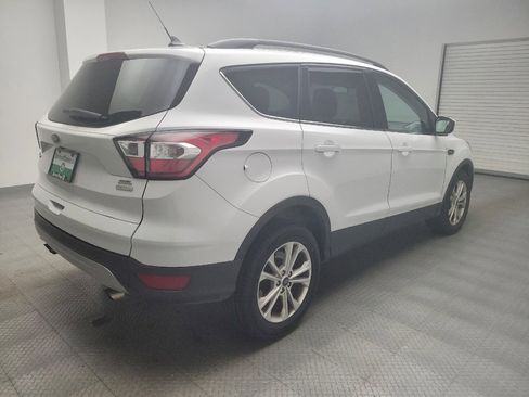 Used 2018 Ford Escape SEL FWD image 9