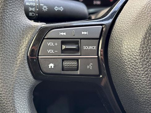 Certified 2025 Honda Civic LX image 27