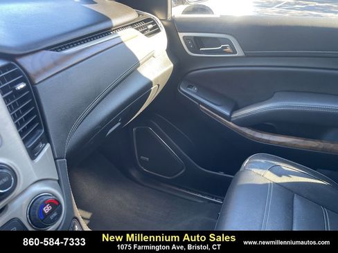 Used 2020 GMC Yukon Denali w/ Denali Ultimate Package image 23