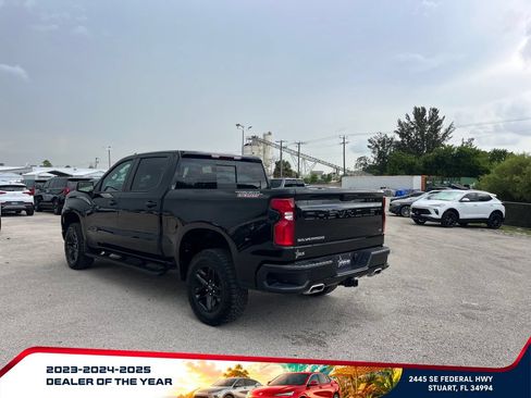 Used 2024 Chevrolet Silverado 1500 LT Trail Boss w/ Convenience Package II AWD/4WD image 5