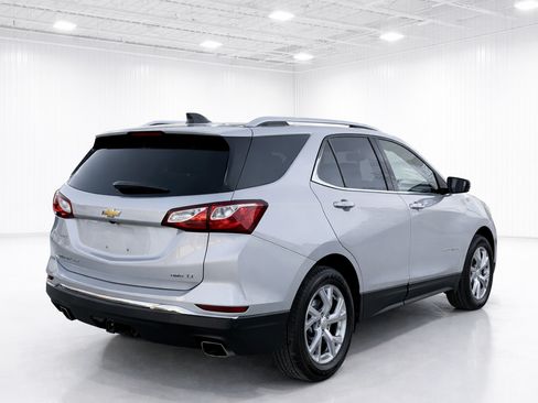 Used 2019 Chevrolet Equinox LT AWD/4WD image 6