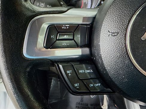 Used 2021 Ford Mustang Coupe image 14