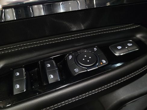 Used 2022 Lincoln Corsair AWD w/ Equipment Group 101A image 27