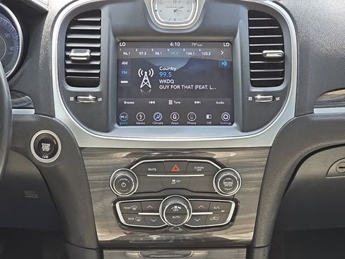 Used 2018 Chrysler 300 Touring w/ Sport Appearance Package image 29