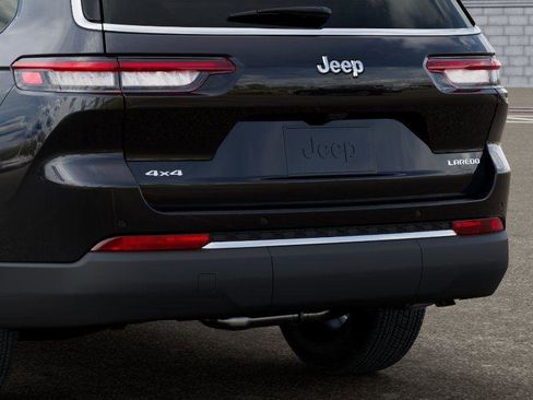 New 2026 Jeep Grand Cherokee L 4WD image 13