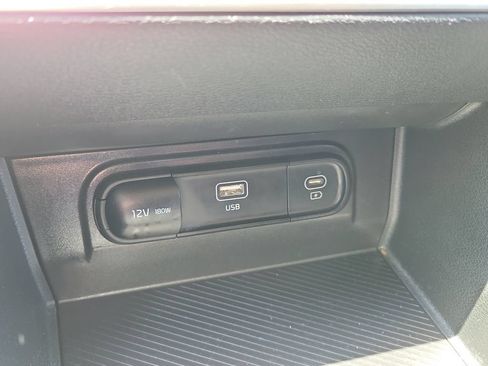 Used 2024 Kia Sportage LX AWD/4WD image 29