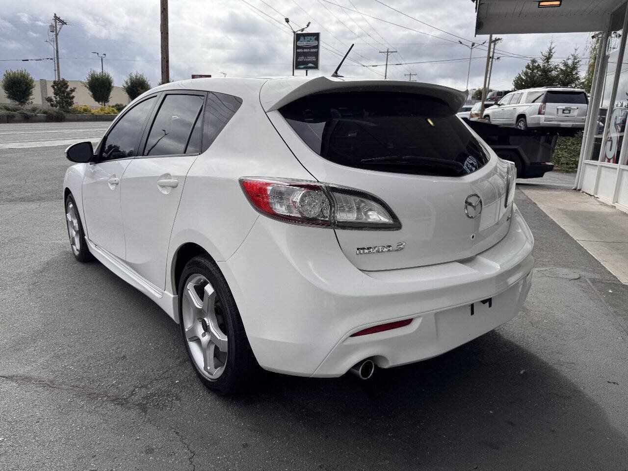 Used 2010 MAZDA MAZDA3 s Grand Touring FWD image 3