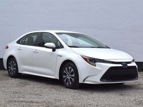 Used 2021 Toyota Corolla LE FWD image 1