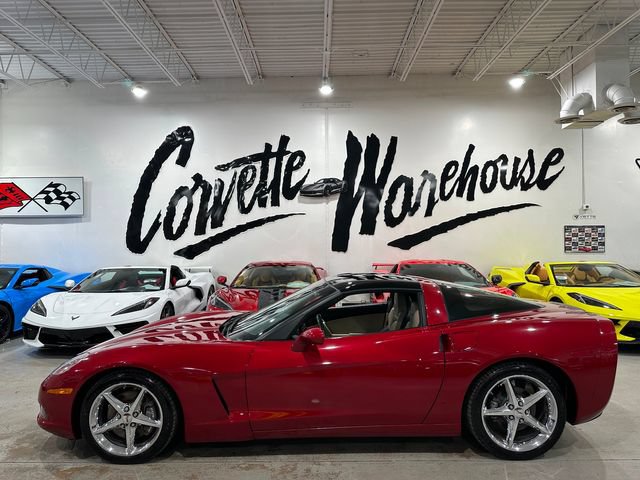 Used 2012 Chevrolet Corvette Coupe w/ 3LT Preferred Equipment Group RWD image 2