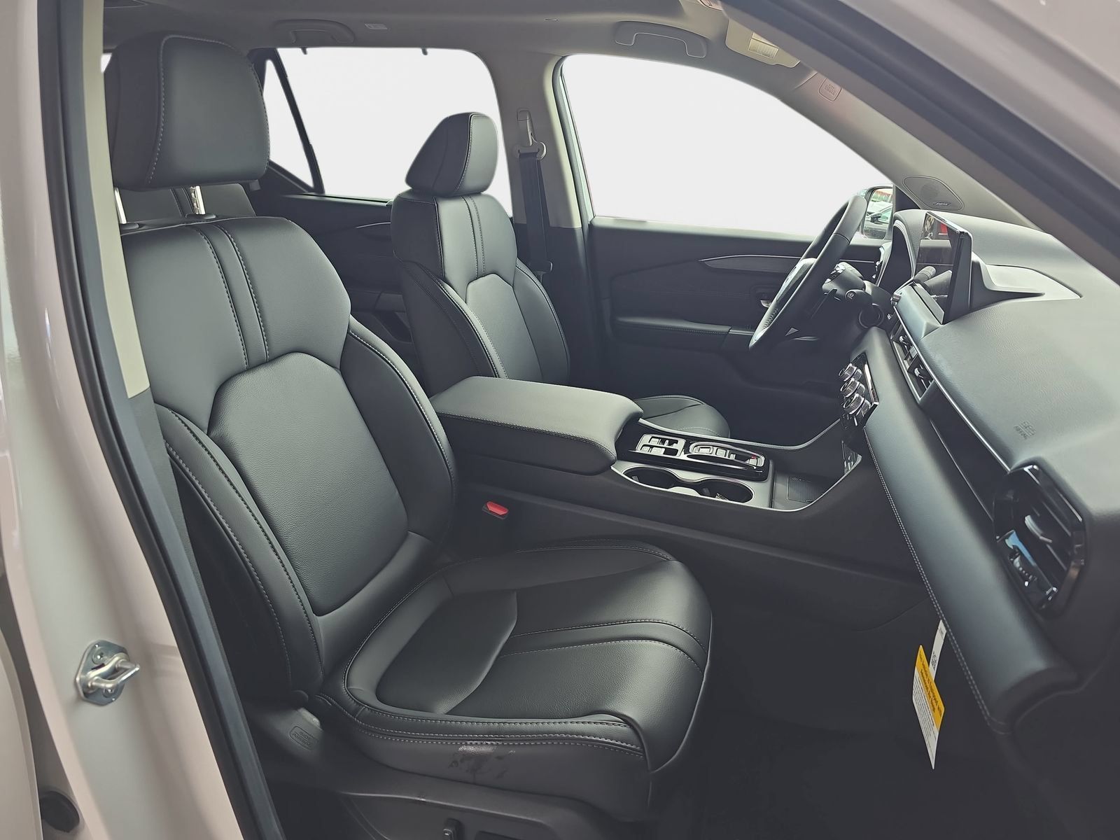 New 2026 Honda Pilot Touring image 10