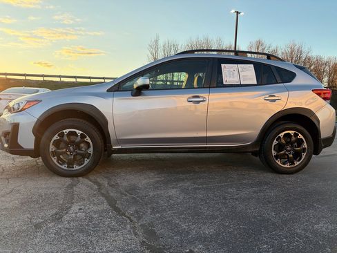 Used 2021 Subaru Crosstrek 2.0i Premium w/ Popular Package #2 image 5
