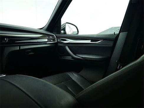 Used 2018 BMW X5 xDrive35i image 21