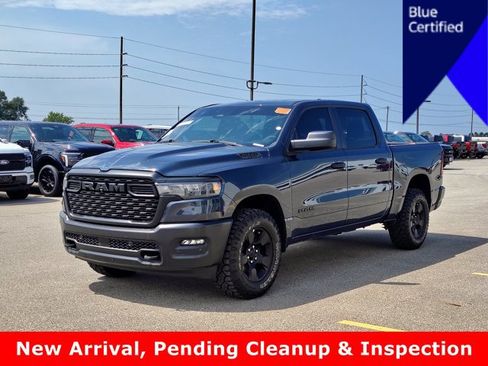 Used 2025 RAM 1500 Warlock AWD/4WD image 1