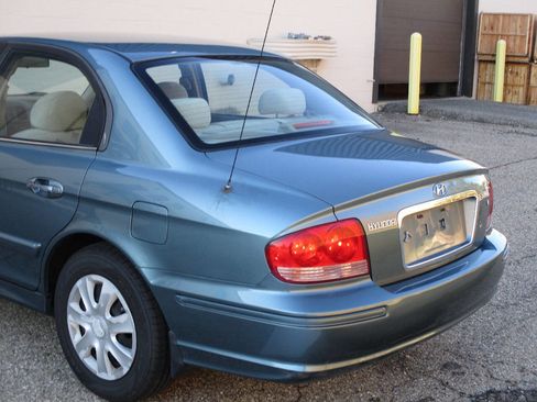 Used 2004 Hyundai Sonata image 39