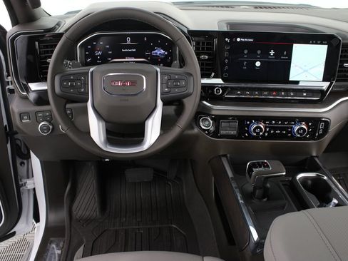New 2026 GMC Sierra 1500 SLT w/ SLT Premium Plus Package AWD/4WD image 11