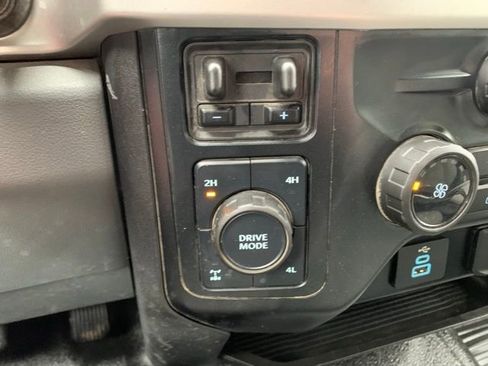 Used 2024 Ford F350 XLT AWD/4WD image 16