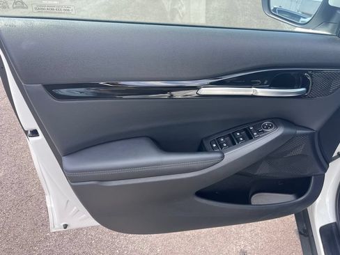 Certified 2024 Kia Seltos EX AWD/4WD image 10