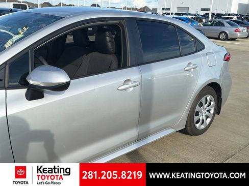 Used 2024 Toyota Corolla LE FWD image 6