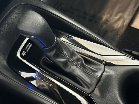 Certified 2024 Toyota Corolla SE image 21