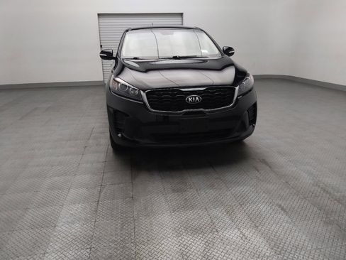 Used 2020 Kia Sorento LX FWD image 14