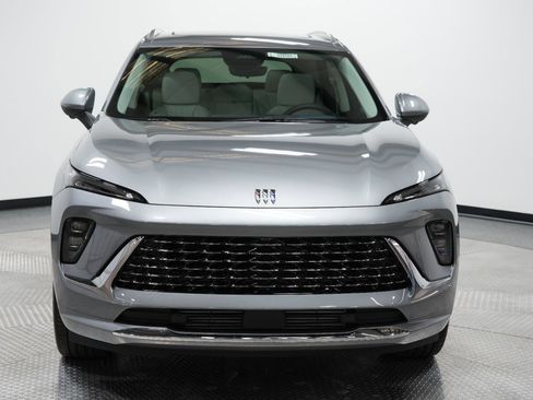 New 2026 Buick Envision Avenir image 2