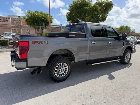 Used 2021 Ford F250 XLT w/ XLT Premium Package image 5