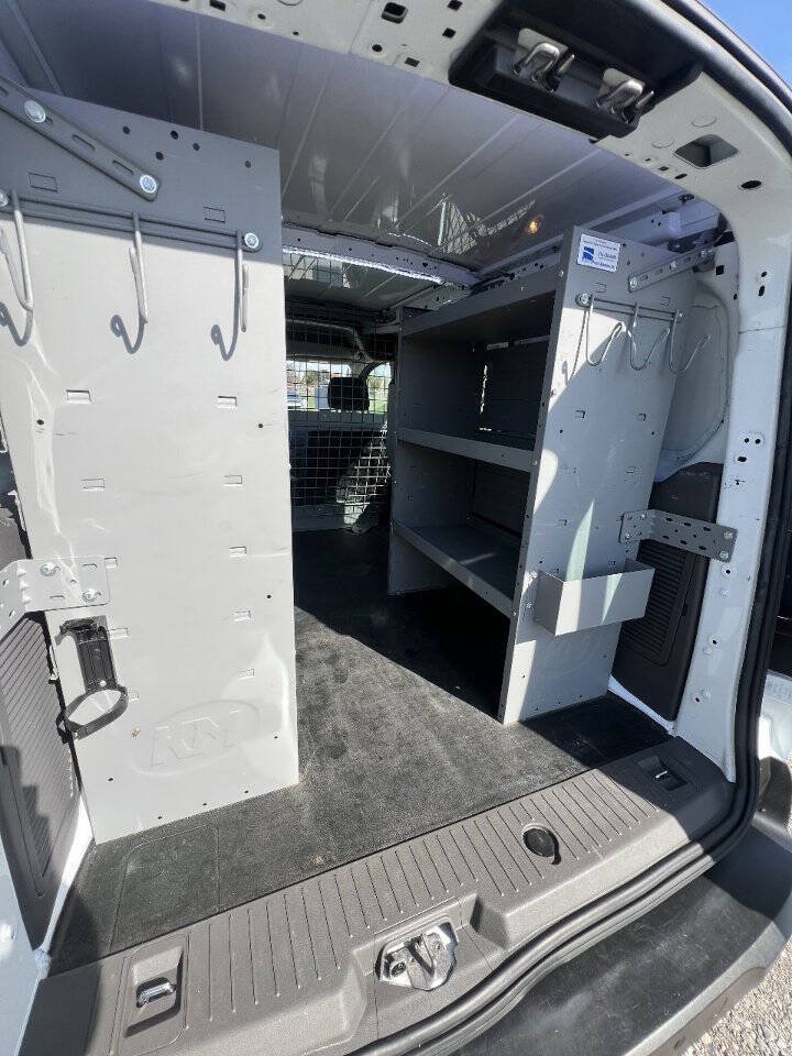 Used 2021 Ford Transit Connect XLT FWD image 14