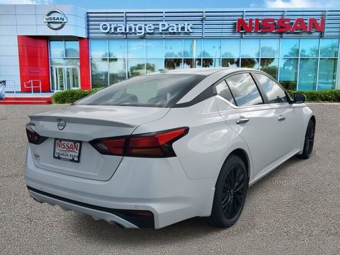 New 2025 Nissan Altima 2.5 SV w/ SV Special Edition Package image 2