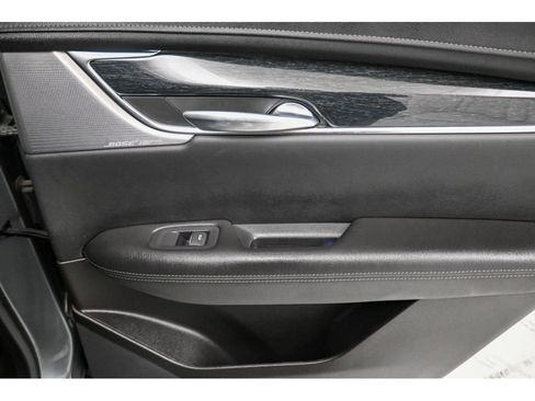 Used 2022 Cadillac XT5 Premium Luxury image 19