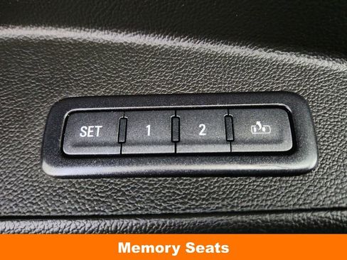 Used 2018 Chevrolet Tahoe LT image 25