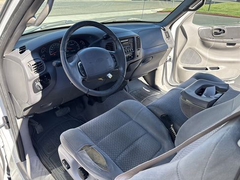 Used 2001 Ford F150 XLT RWD image 23