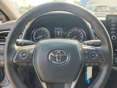 Used 2024 Toyota Camry SE FWD image 18