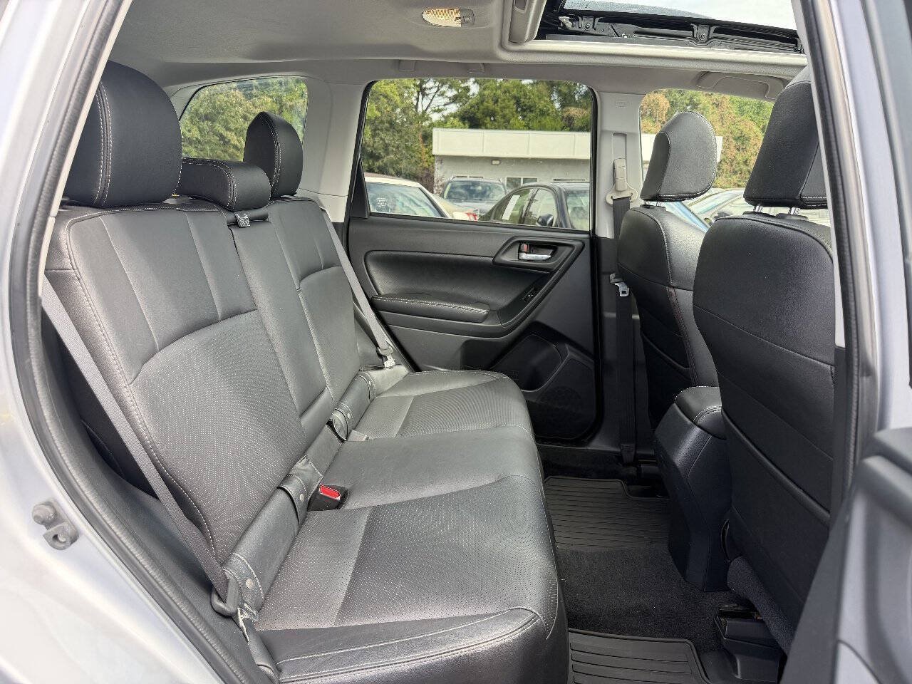 Used 2017 Subaru Forester 2.5i Limited w/ Popular Package #1 AWD/4WD image 15