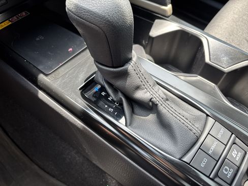 Used 2025 Toyota Camry LE w/ Convenience Package AWD/4WD image 23